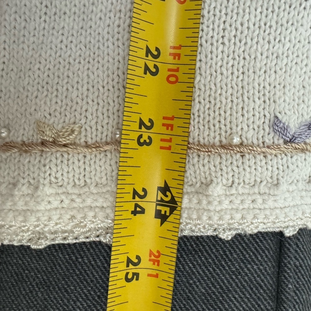 VTG Floral Embroidered Beaded Grannycore Women Collared Button Up Sweater Cream - Picture 14 of 14